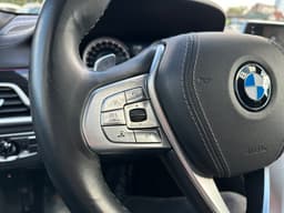 BMW 7 Series — miniatura 12