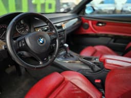BMW 3 Series — miniatura 6
