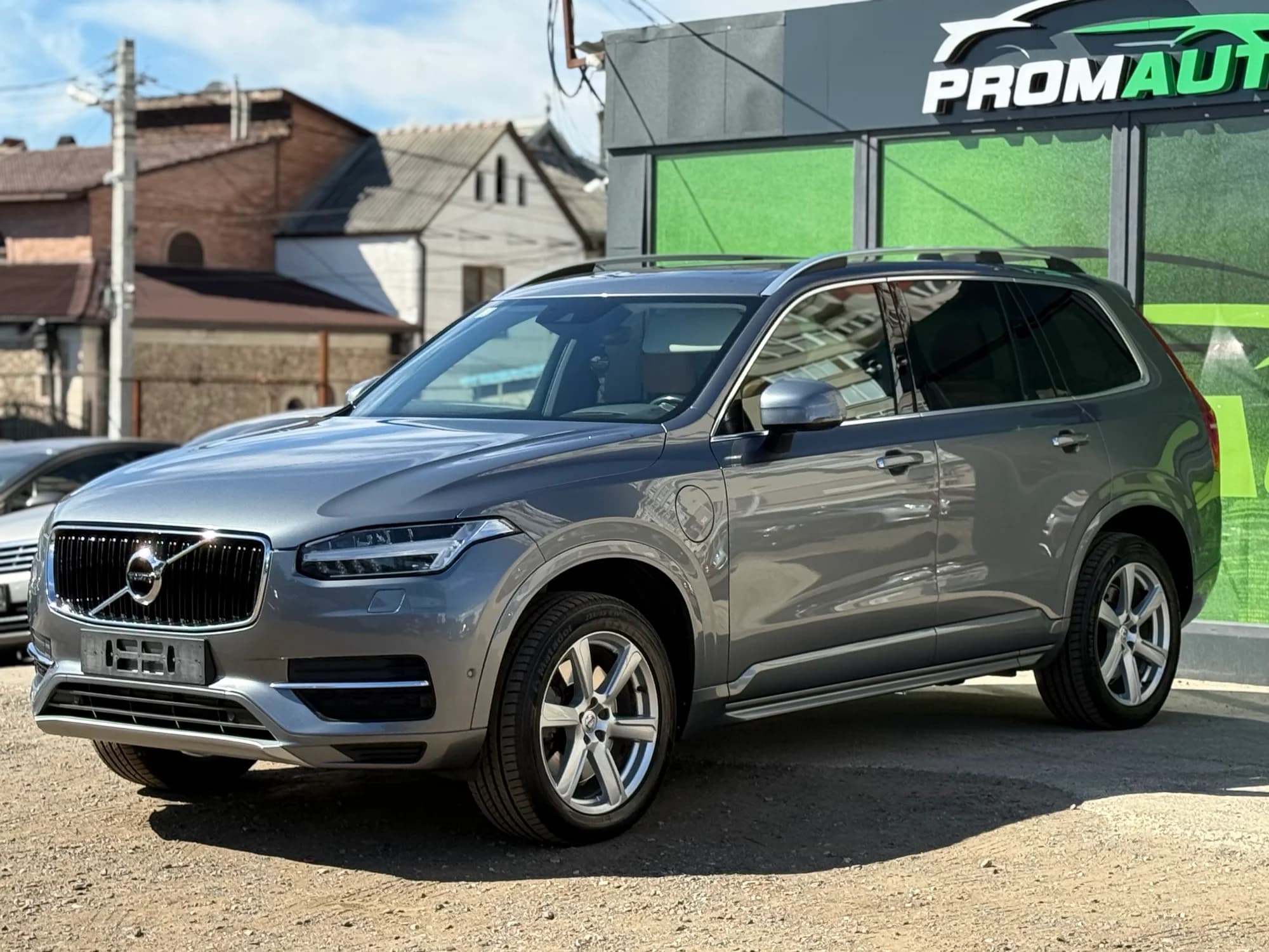 Volvo XC90 — fotografie 1