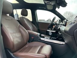 Mercedes-Benz GLB — miniatura 11