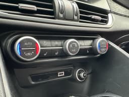 Alfa Romeo Giulia — miniatura 16