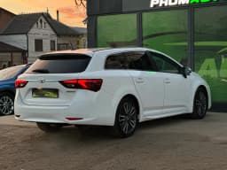 Toyota Avensis — miniatura 4