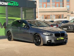 BMW 5 Series — miniatura 3
