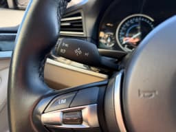 BMW 5 Series — miniatura 9
