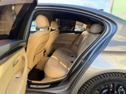 BMW 5 Series — miniatura 18