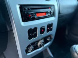 Dacia Logan — miniatura 10
