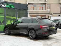 Skoda Superb — miniatura 6
