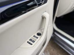 Skoda Superb — miniatura 11