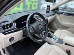 Skoda Superb — miniatura 14