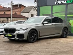 BMW 7 Series — miniatura 1