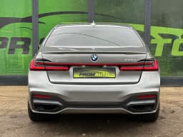 BMW 7 Series — miniatura 5