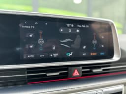 Hyundai IONIQ — miniatura 16