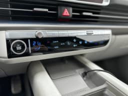 Hyundai IONIQ — miniatura 17
