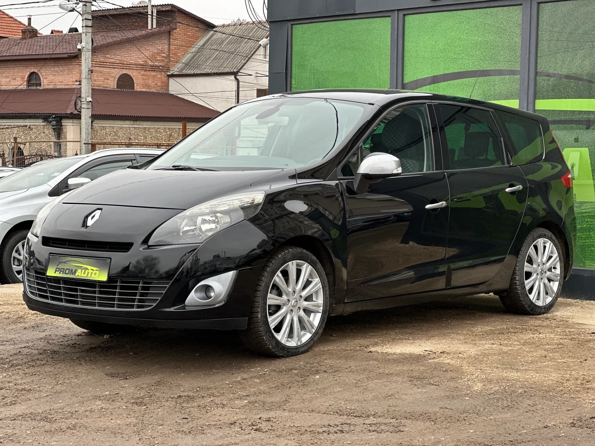 Renault Scenic — fotografie 1