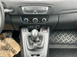 Renault Scenic — miniatura 11