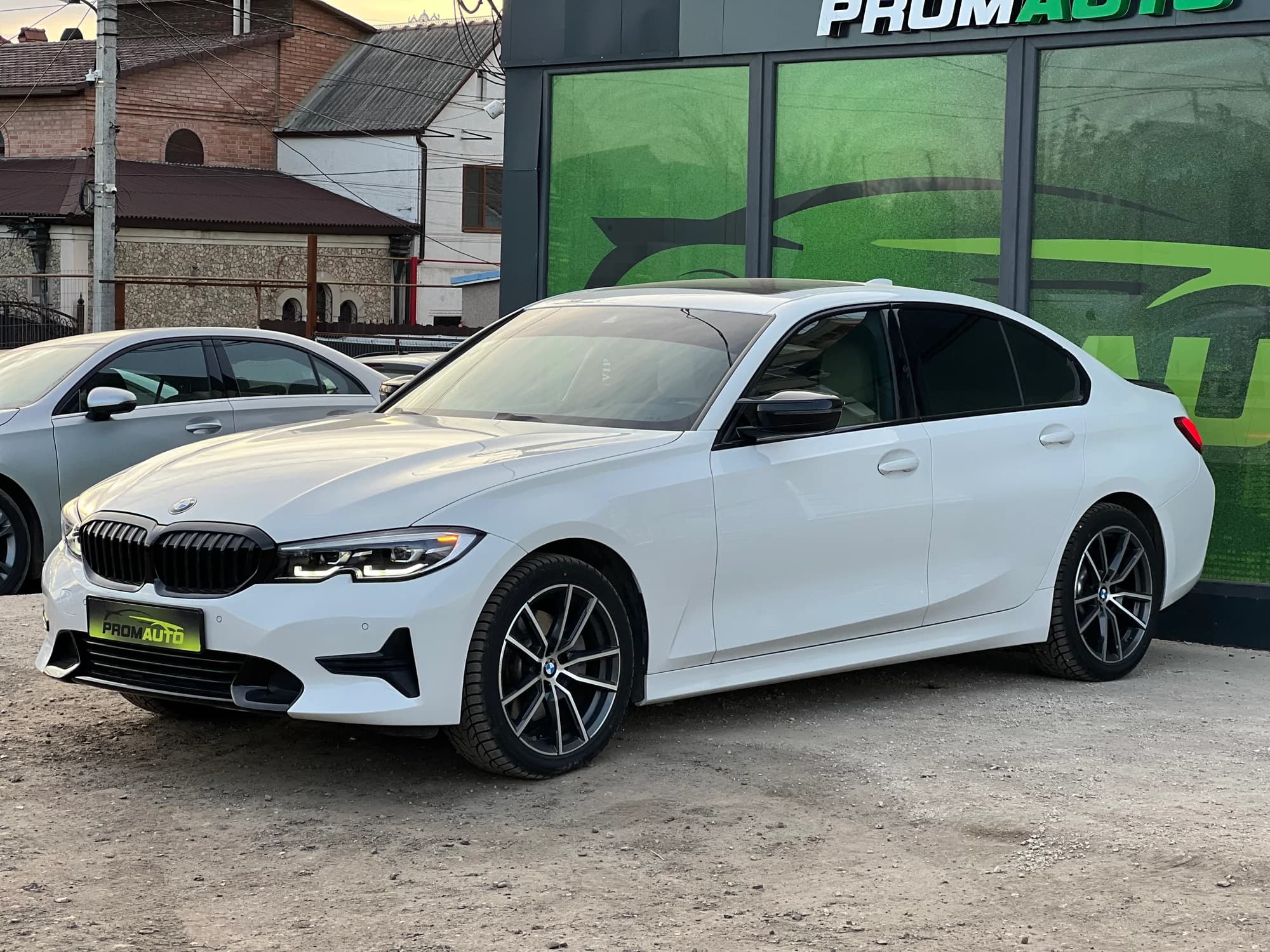 BMW 3 Series — fotografie 1