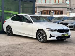 BMW 3 Series — miniatura 3