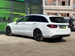 Mercedes-Benz C-Class — miniatura 6