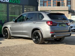 BMW X5 — miniatura 6