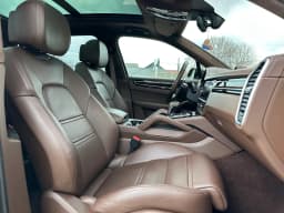 Porsche Cayenne — miniatura 11