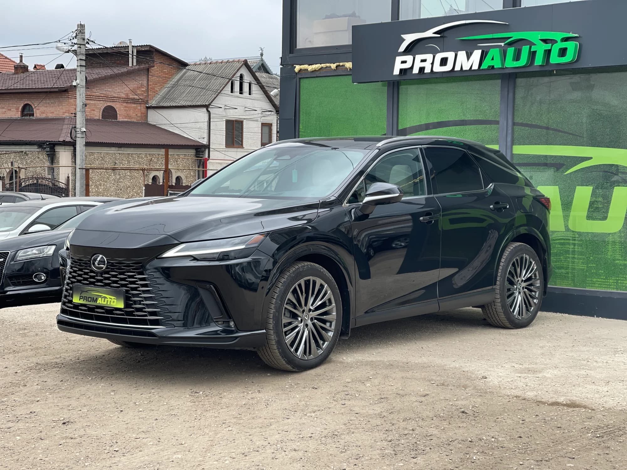 Lexus RX — fotografie 1