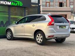 Volvo XC60 — miniatura 5