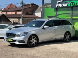 Mercedes-Benz E-Class — miniatura 1