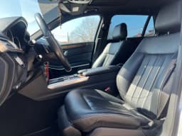 Mercedes-Benz E-Class — miniatura 8