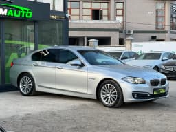 BMW 5 Series — miniatura 3