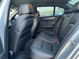 BMW 5 Series — miniatura 8