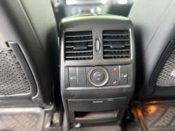 Mercedes-Benz M-Class — miniatura 11