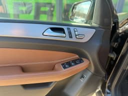 Mercedes-Benz GLE — miniatura 10