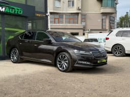 Skoda Superb — miniatura 2
