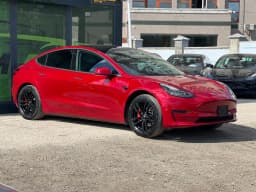 Tesla Model 3 — miniatura 3