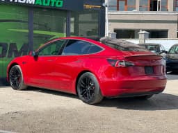 Tesla Model 3 — miniatura 6