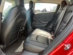Tesla Model 3 — miniatura 8