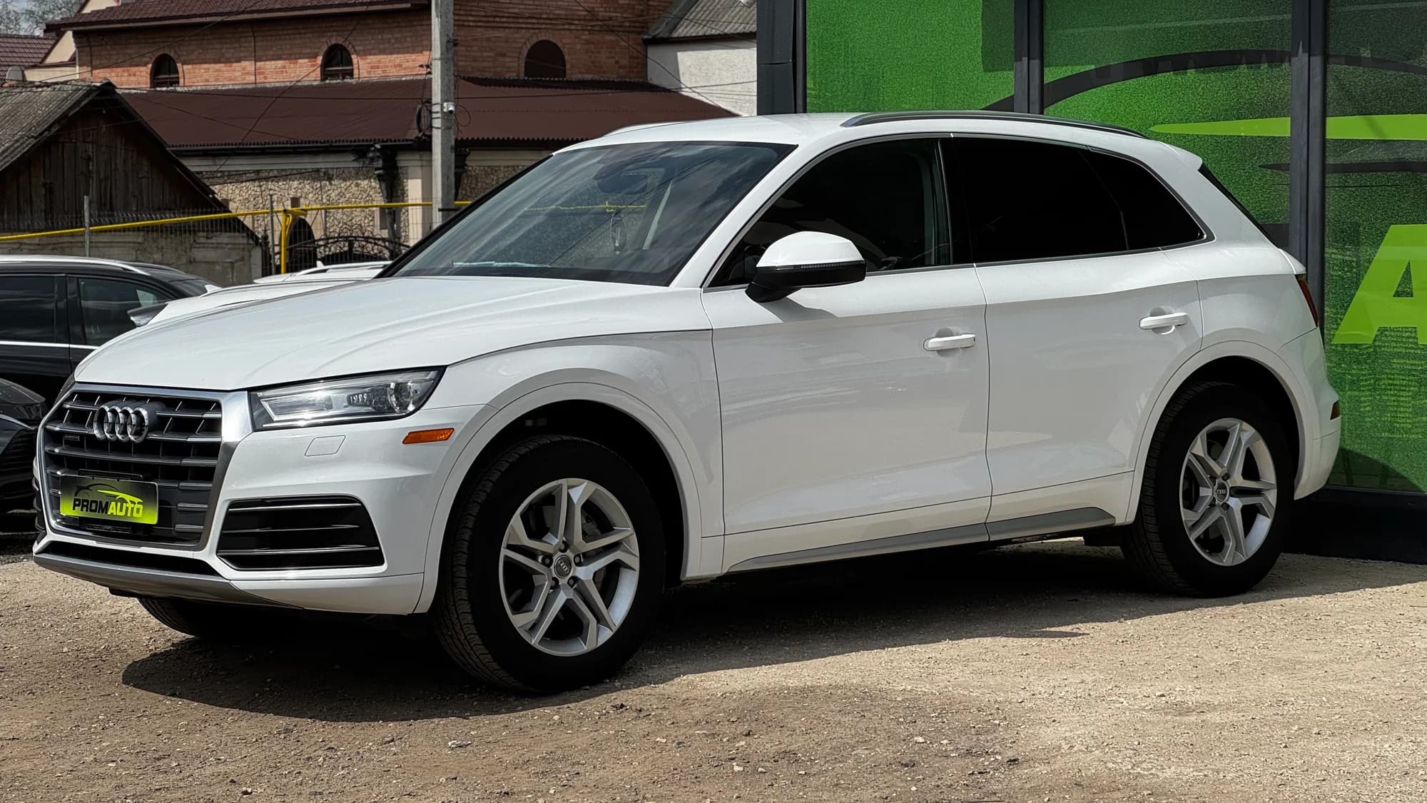Audi Q5 — fotografie 1