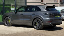 Porsche Cayenne — miniatura 6
