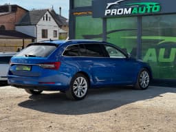 Skoda Superb — miniatura 4