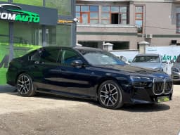 BMW 7 Series — miniatura 3
