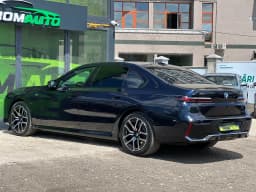 BMW 7 Series — miniatura 6