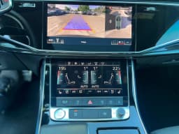 Audi Q8 — miniatura 10