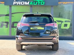 Toyota RAV4 — miniatura 5