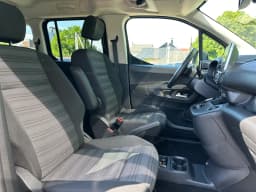 Opel Combo — miniatura 9