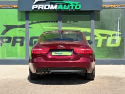 Jaguar XE — miniatura 5
