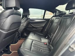 BMW 5 Series — miniatura 8
