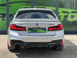 BMW 5 Series — miniatura 5