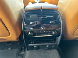 BMW 5 Series — miniatura 12