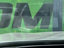 BMW 5 Series — miniatura 13