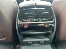 BMW 5 Series — miniatura 13